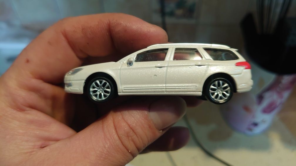 Model Citroen C5X7 Norev 1:64