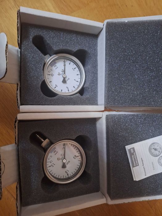 Манометр WIKA 232.50.63 10Bar 1,6Bar