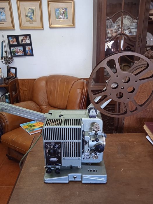 Projector de Cinema de 16 mms. Siemens