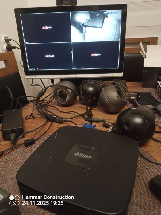 Zestaw monitoringu 1TB plus cztery kamery.