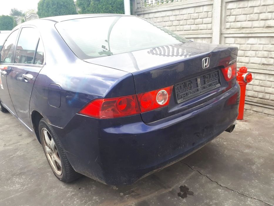 HONDA ACCORD 03-05 2.0 K20A6 ZDERZAK TYŁ TYLNY B502P