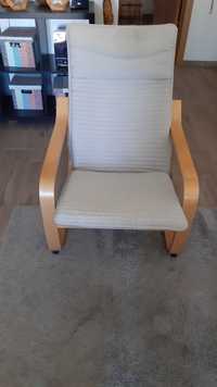 cadeirao  em madeira