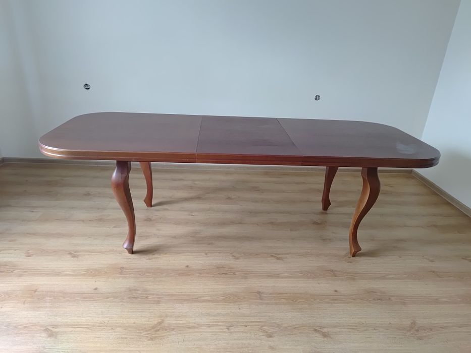 Sprzedam stół do pokoju