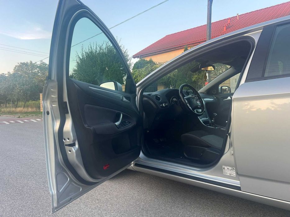 Ford mondeo mój prywatny, uszanowany. mogę też zamienić.