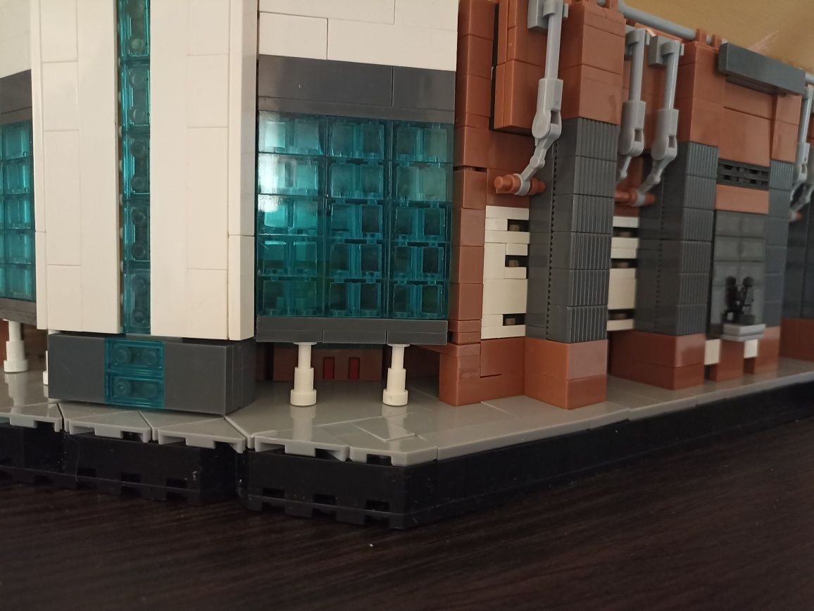 Конструктор стадіон Old Trafford (сумісний з Lego 10272)