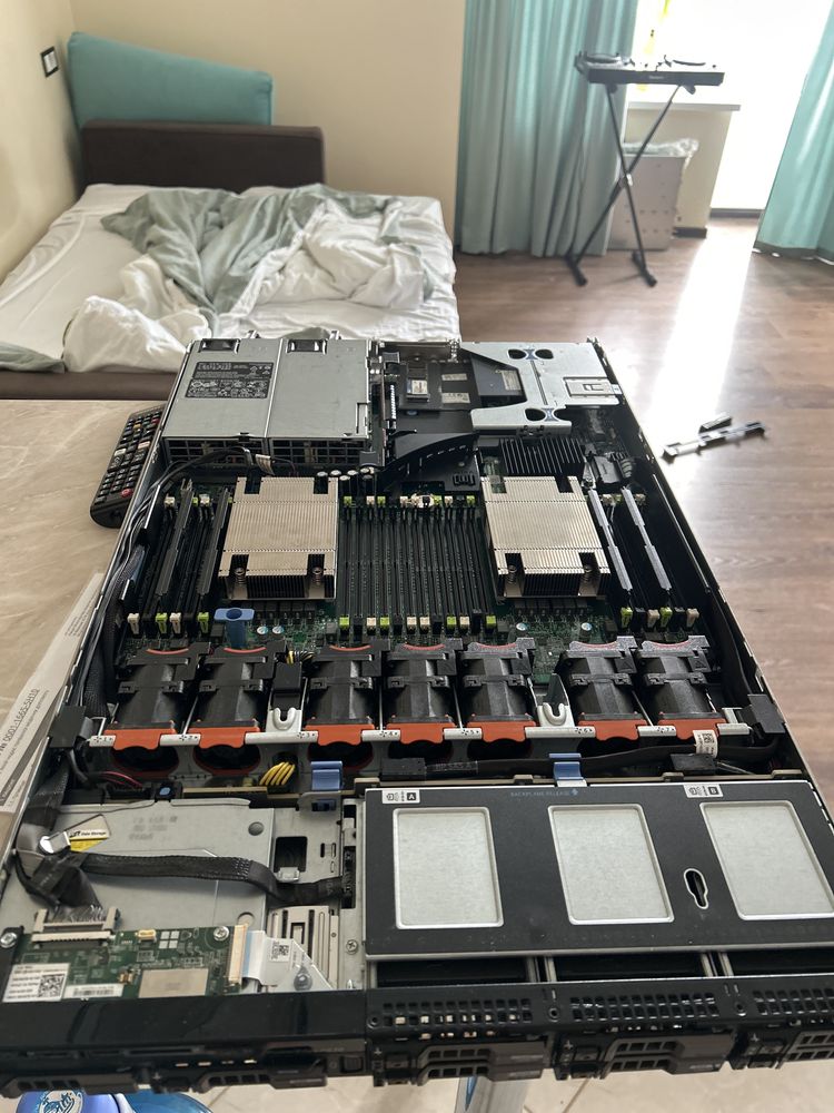 Продам сервер dell PowerEdge r630