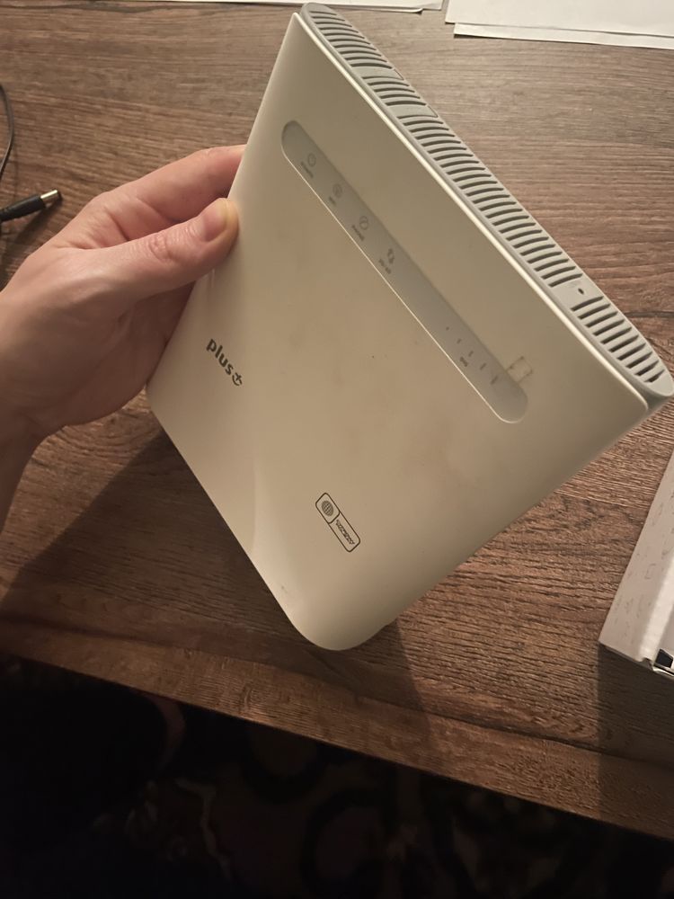 Router ZTE MF286R