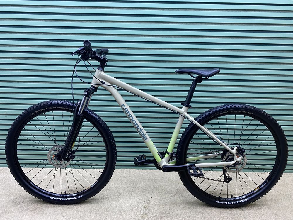 Гірський МТВ М 29 Cannondale Trail Eight 2023 SR Suntour XCE 28 100mm