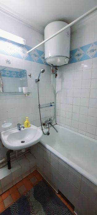 Однокімнатна 40 м кв. Дорогожичі, Сирець