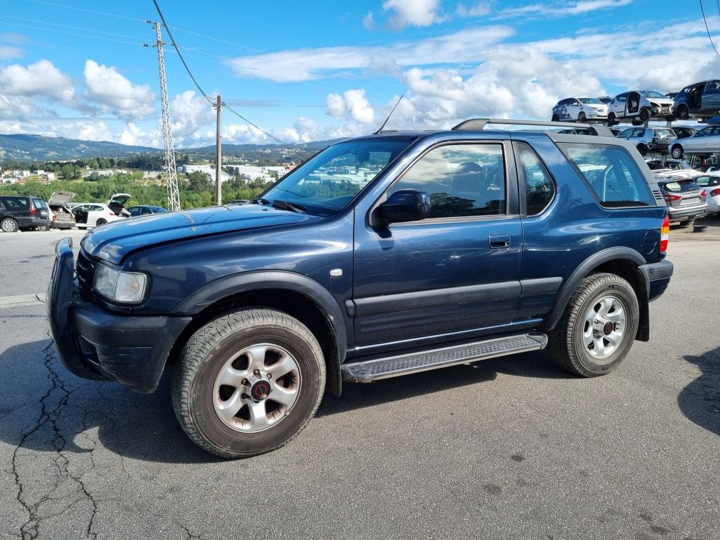 Opel Frontera B Sport 2.2 DTi 16V de 2002 para peças