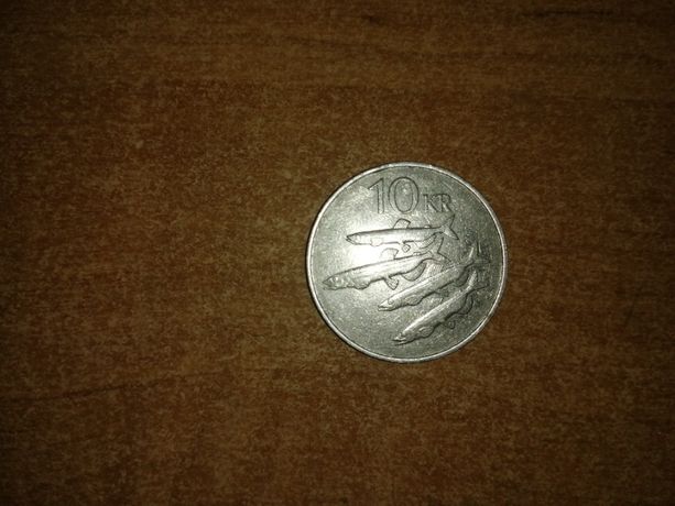 Продаю монету 10 исландских крон (1984 год)