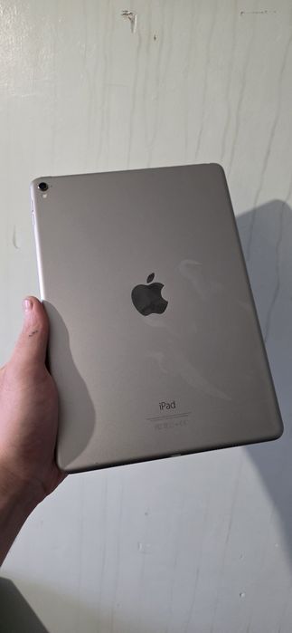 Планшет Ipad Pro 9.7 (a1673) 128 gb