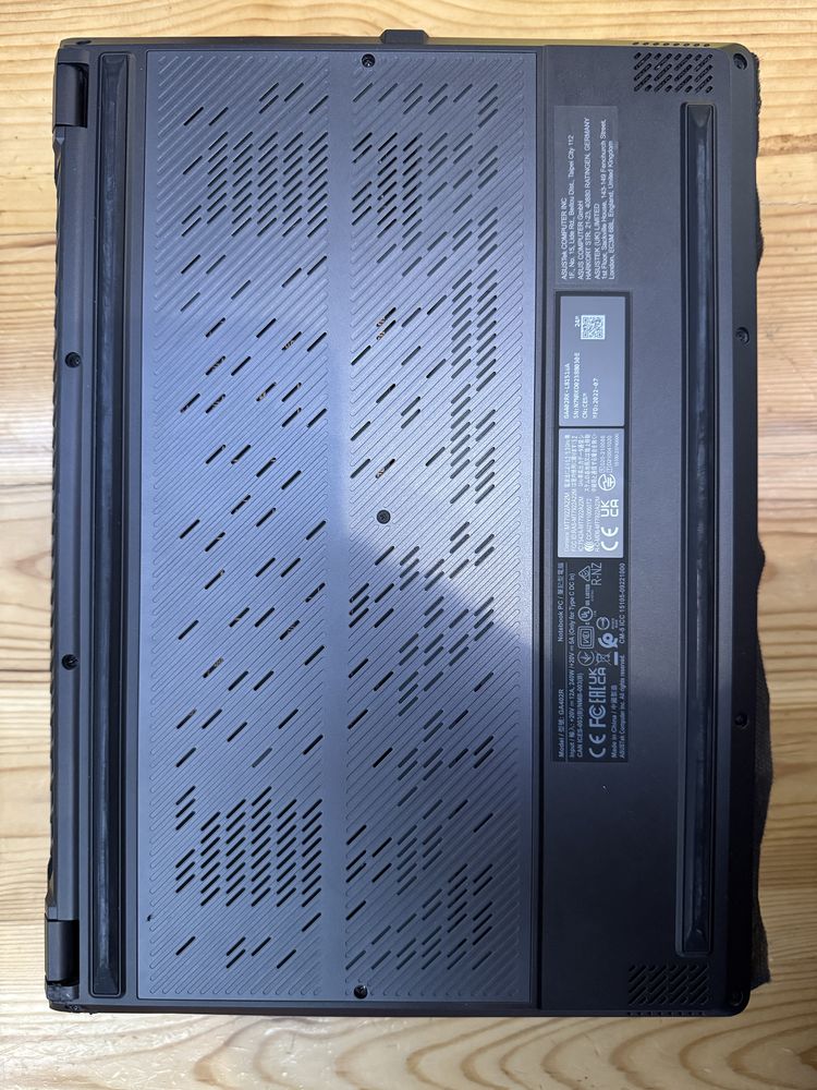 Asus Rog Zephyrus G14 14” Ryzen 9 6900HS, RX6800S 8GB, 40GB RAM, 1TB