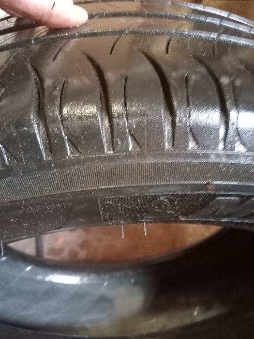 Продам шини  зима Нокіа 205/60/16.  Літо Мішелін 205/55/16