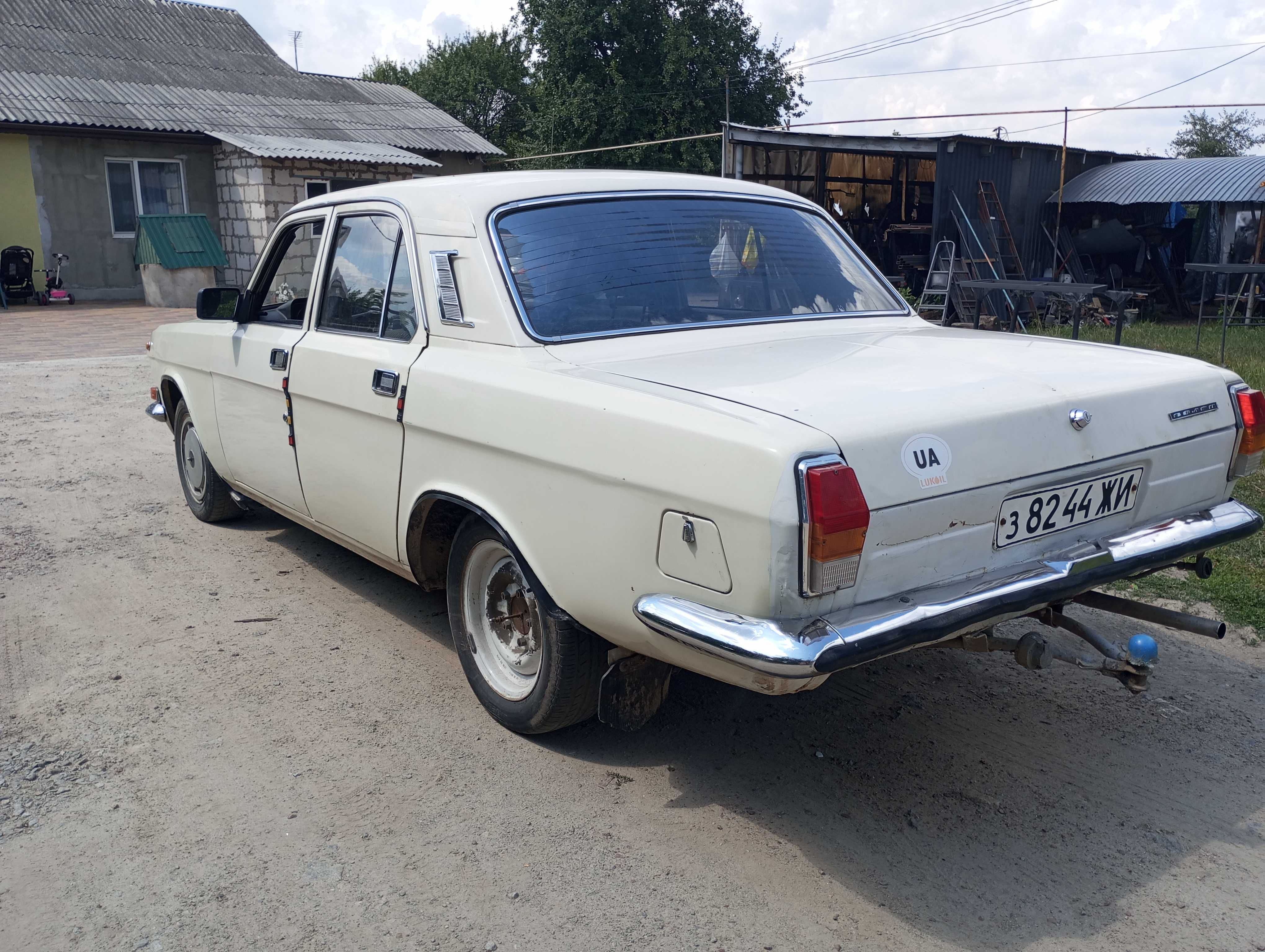 Продам Волга   2410