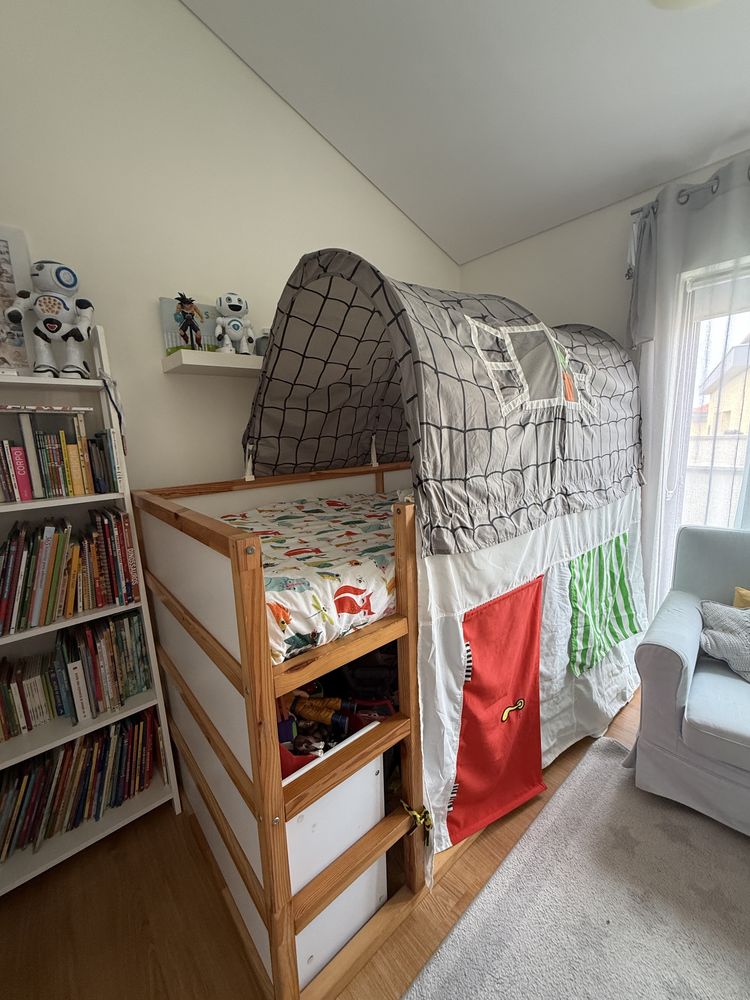 Cama IKEA Kura criança