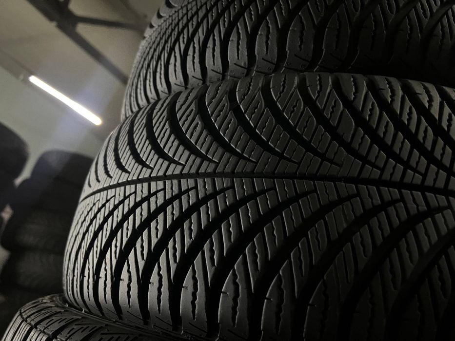 Автошини зимові GOOD YEAR 195/50/15 (2 шт) Резина,Колеса,Гума,Скати,Ши