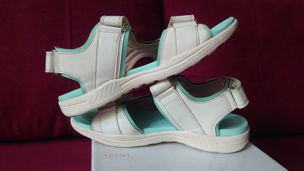 Сандалі для дівчинкиі Geox