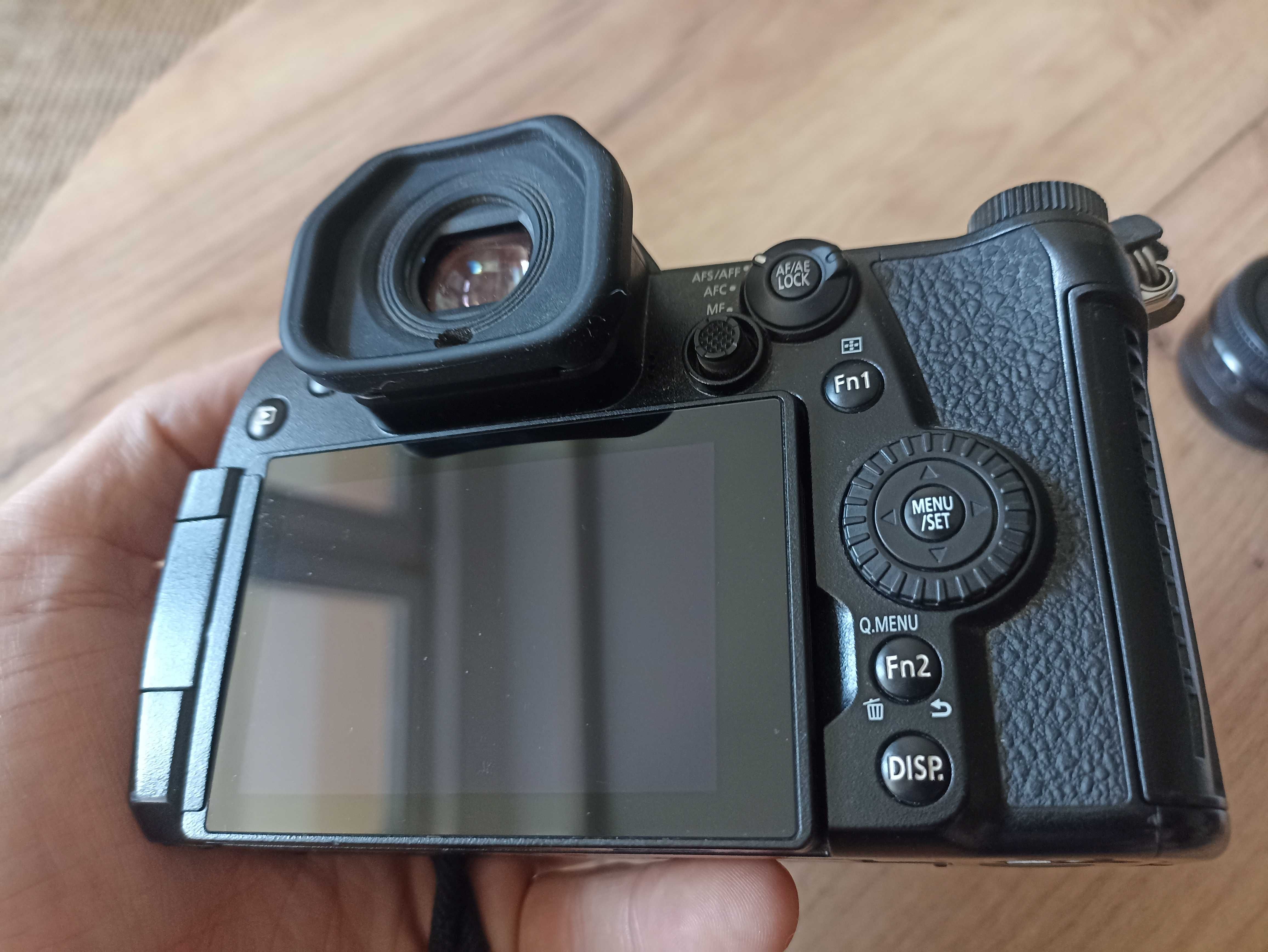body Panasonic Lumix G9 + obiektyw Panasonic Lumix 12-32