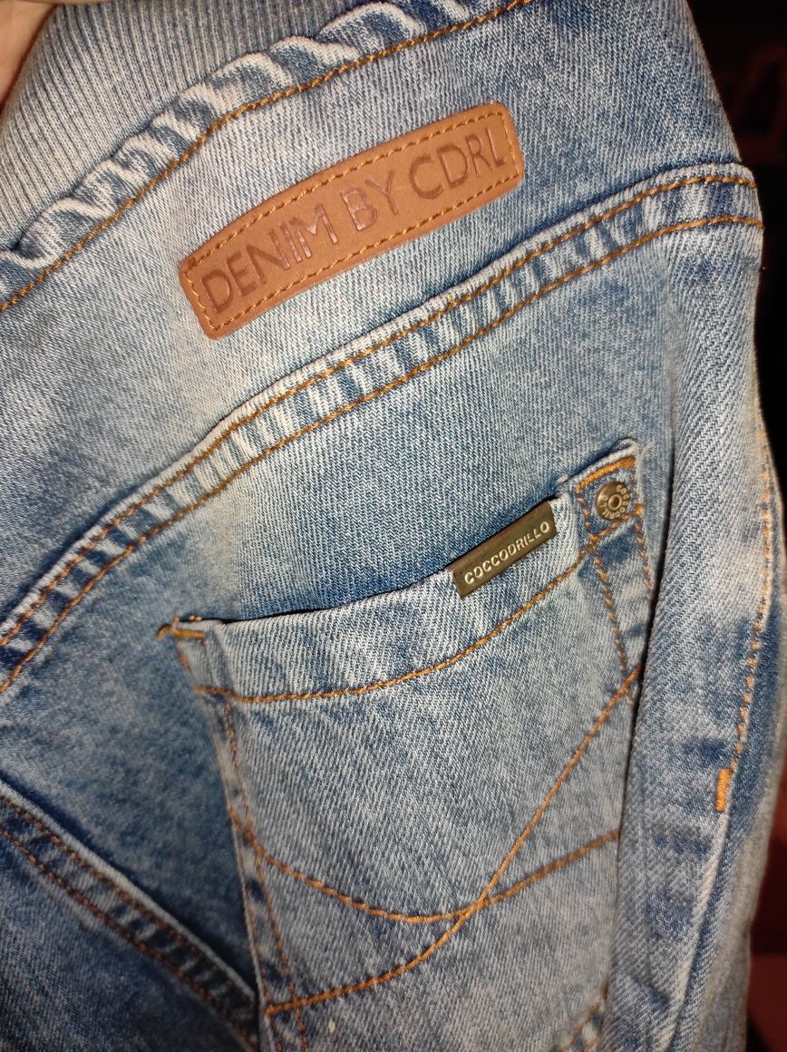 Spodnie denim Coccodrillo 152 szersze