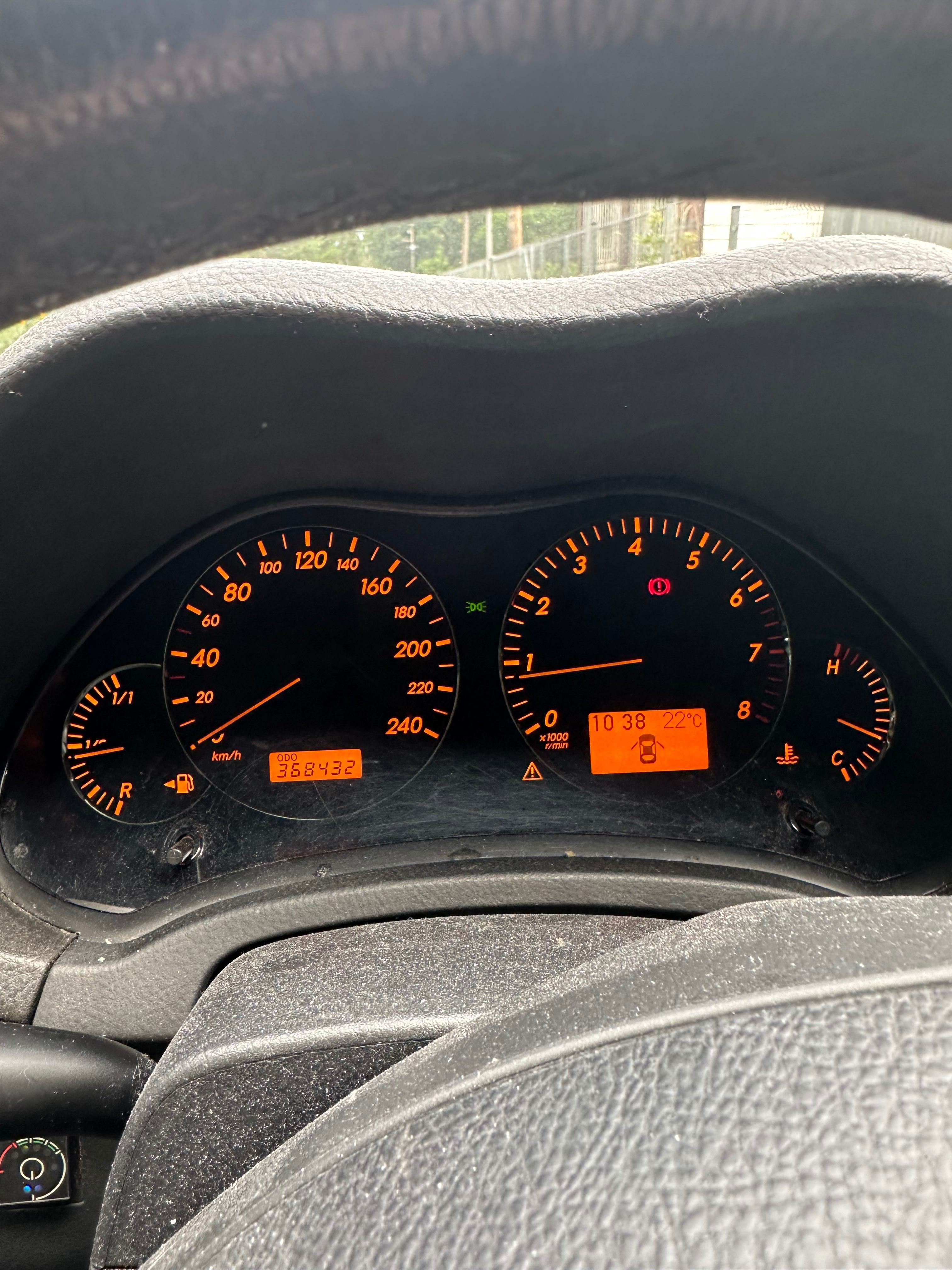 Toyota Avensis 2007 - T25 - uszkodzona / do naprawy