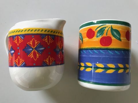 Conjunto caneca e leitera Vista Alegre - Nunca usada