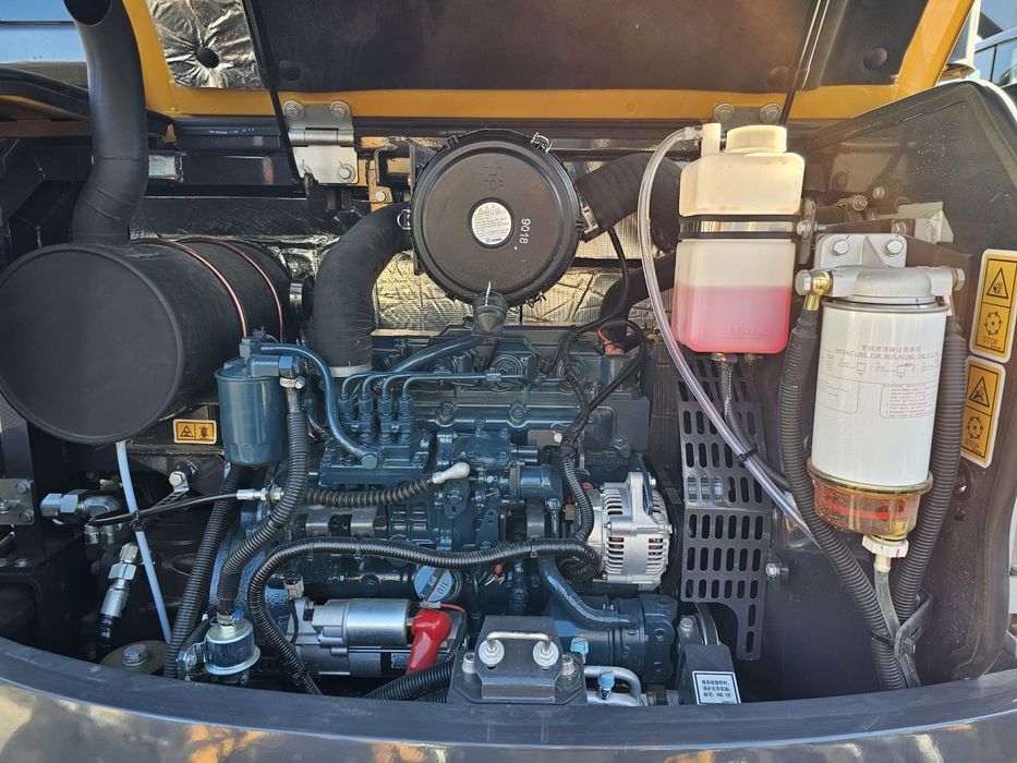 Mini giratória escavadora XCMG 6T, 2025