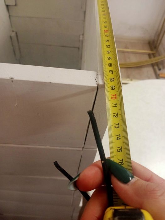 Skrzynia na kwiaty biała