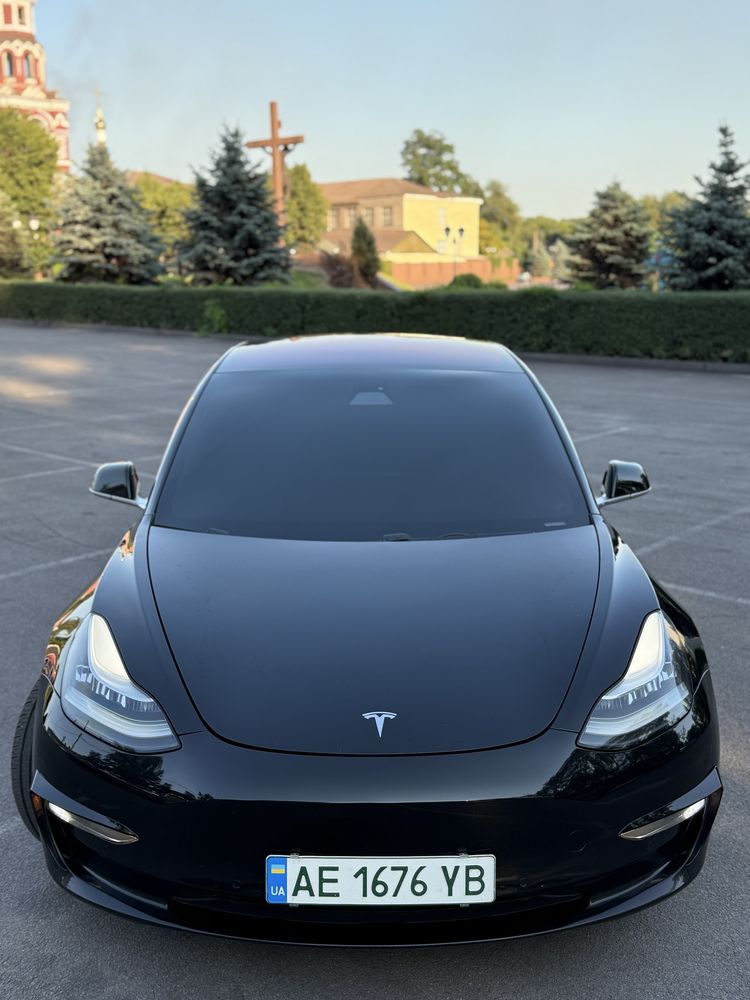 Продам Tesla Mode 3 2018