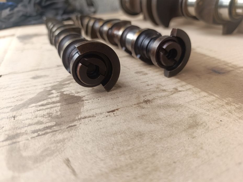 Розпредвал 1.6 1.8 16V Z18Xer z16xer A16XER Z18XER 55353288