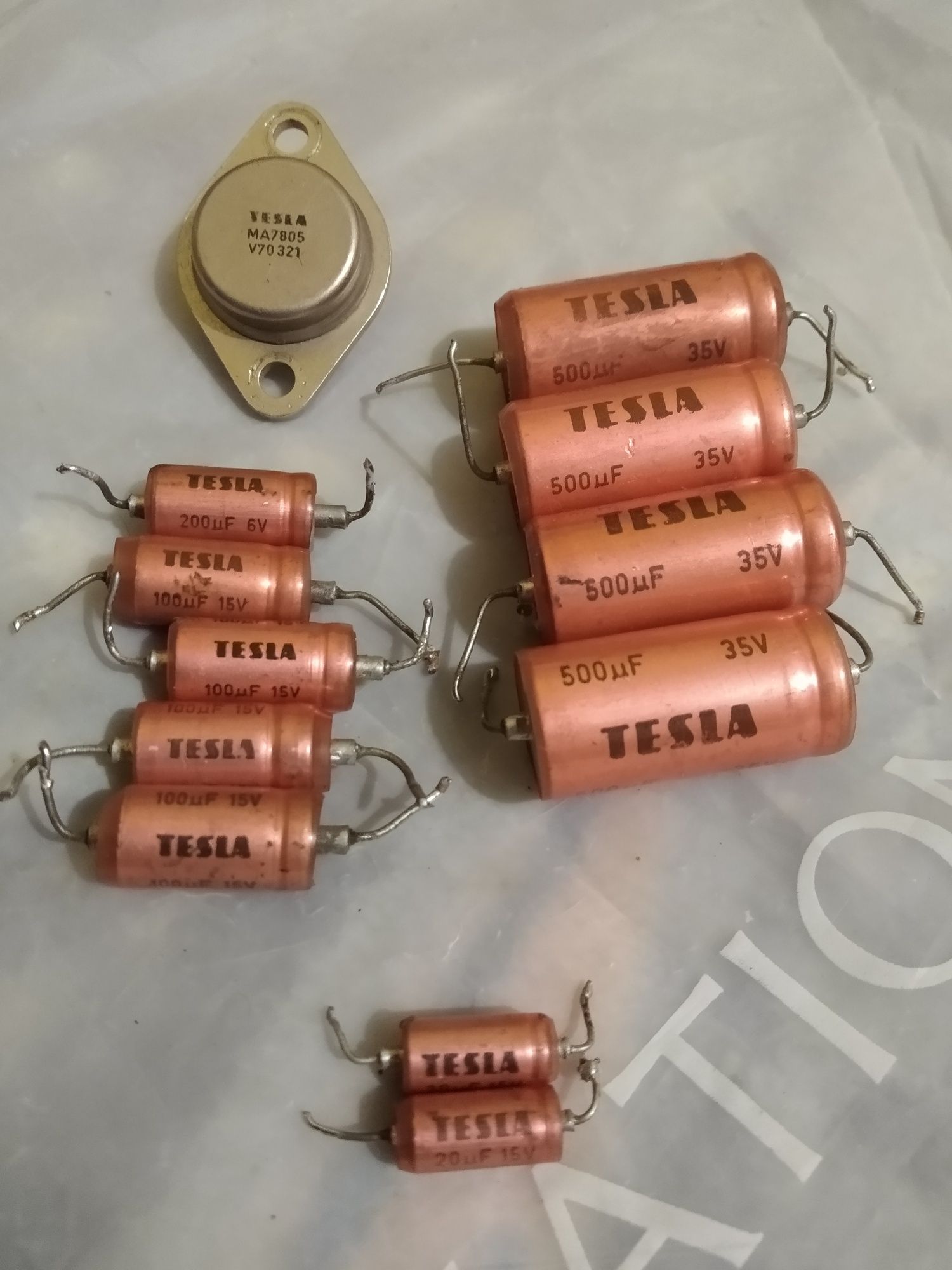 Конденсатори Tesla , електролітичні для аудіоманів