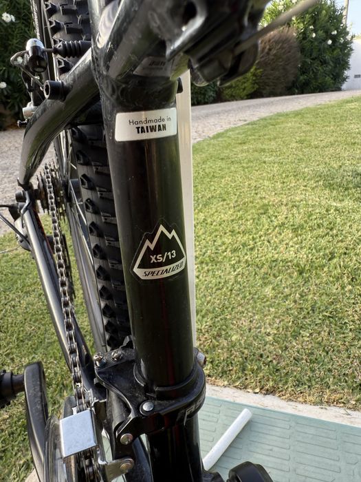 Bicicleta 24’’ specialized.