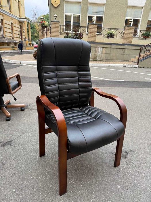 ЛИКВИДАЦИЯ склада офисной мебели стулья кресла на колесах для ученика