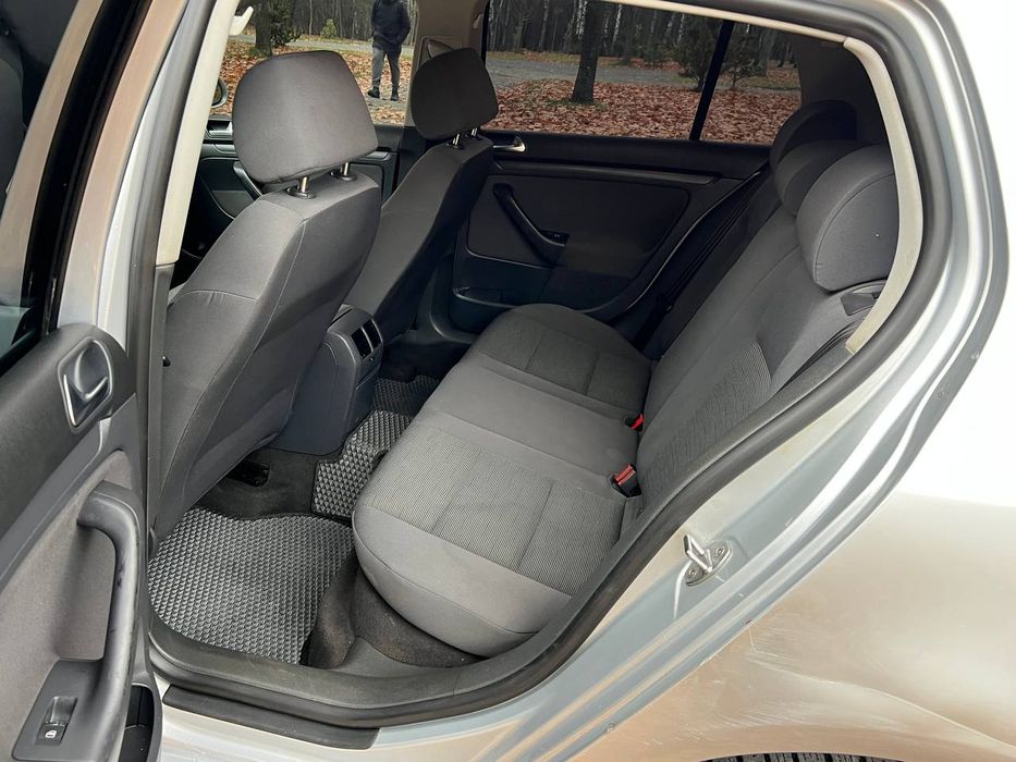 Продам Фольксваген гольф 5 1.9 тді