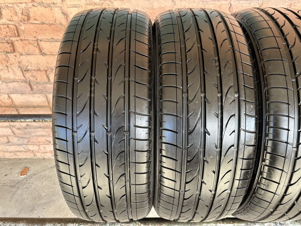 Комплект Літніх Шин 235/45R19 Bridgestone