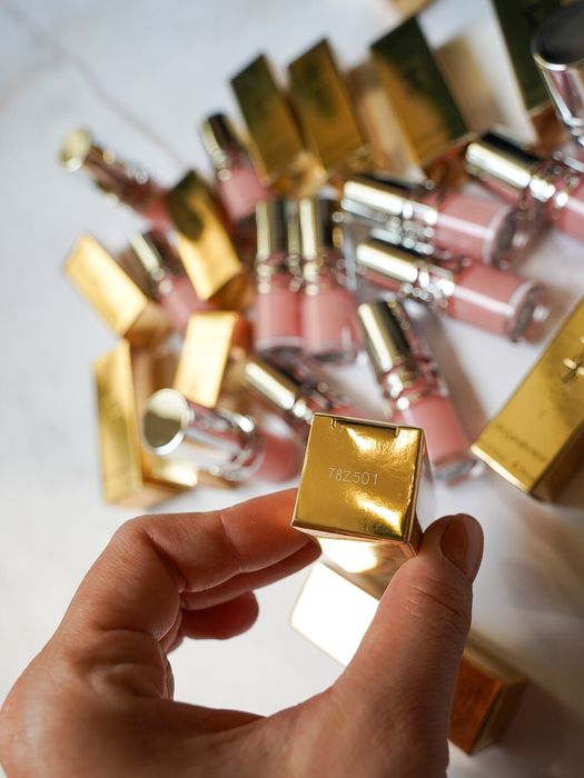 Блиск для губ Yves Saint Laurent Loveshine Plumping Lip Oil Gloss