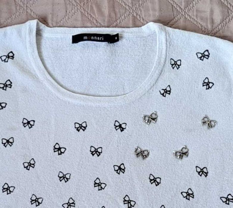 Sweter w kokardki Monnari