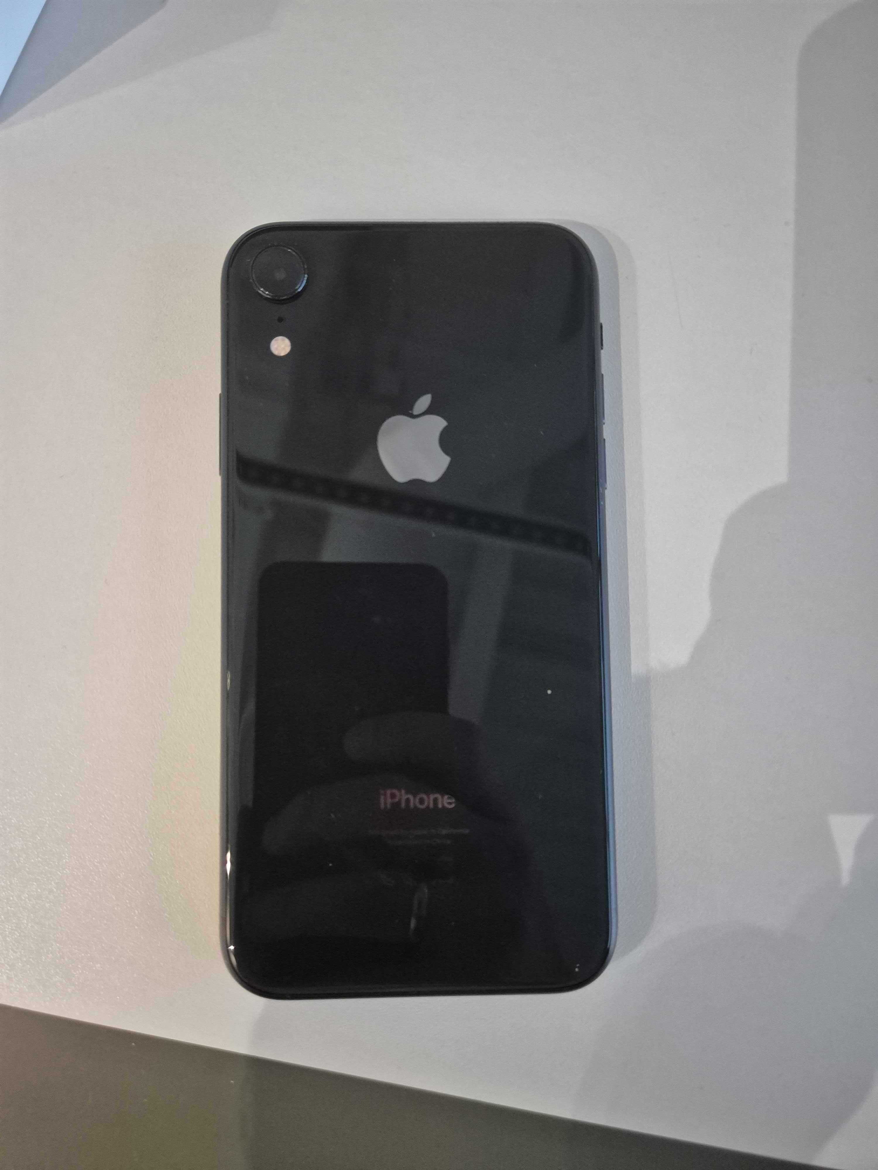 iPhone XR, 64 GB, Black