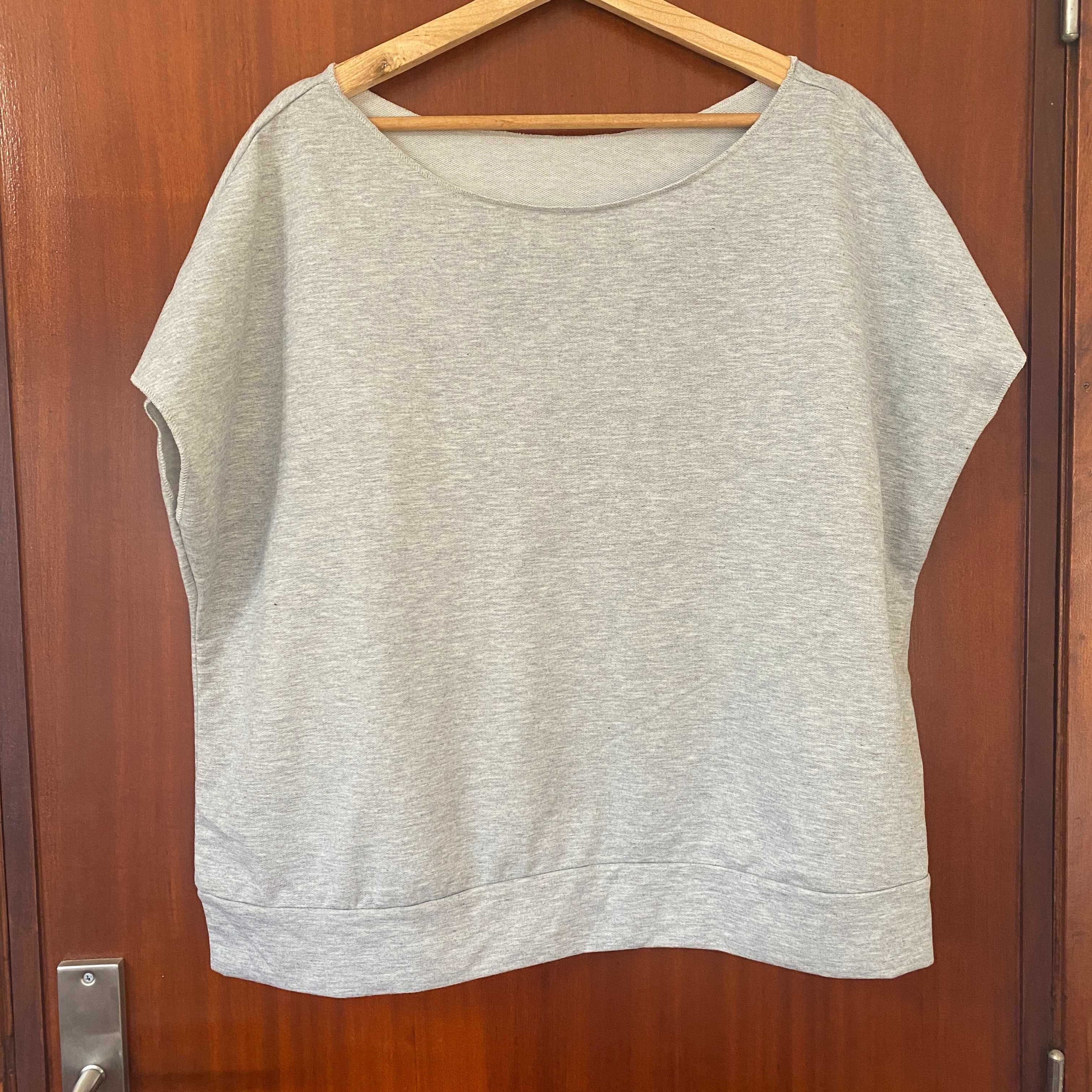 Blusa Desporto Cinza