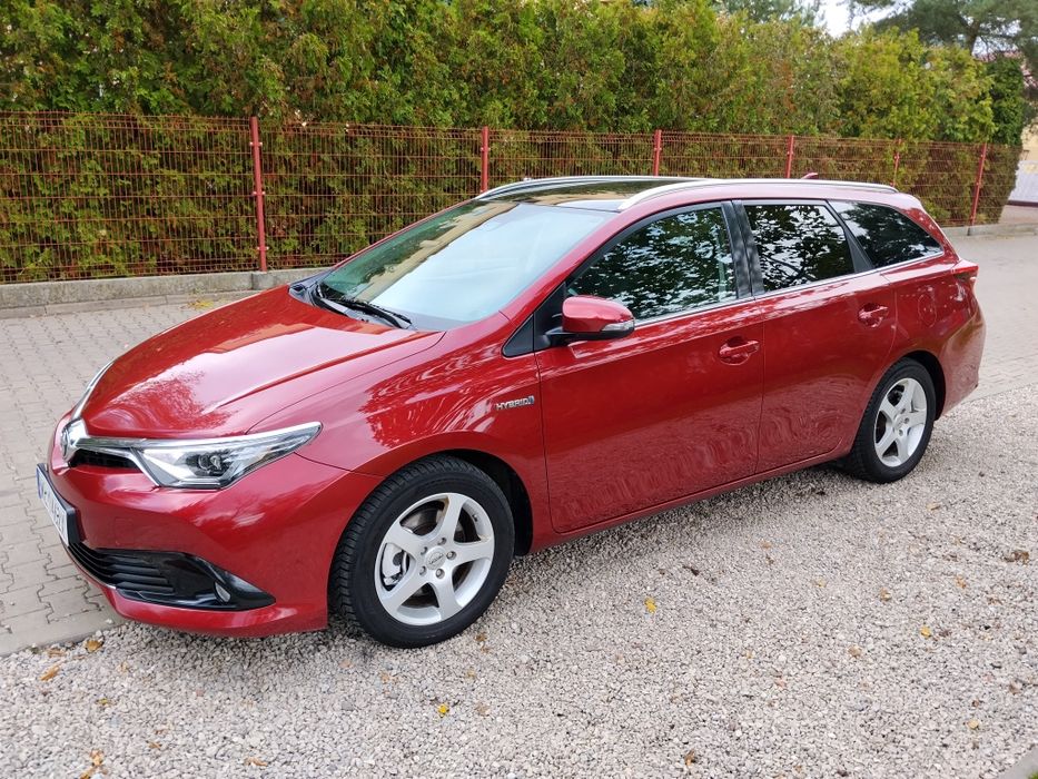 Toyota Auris hybrid hybryda ładna