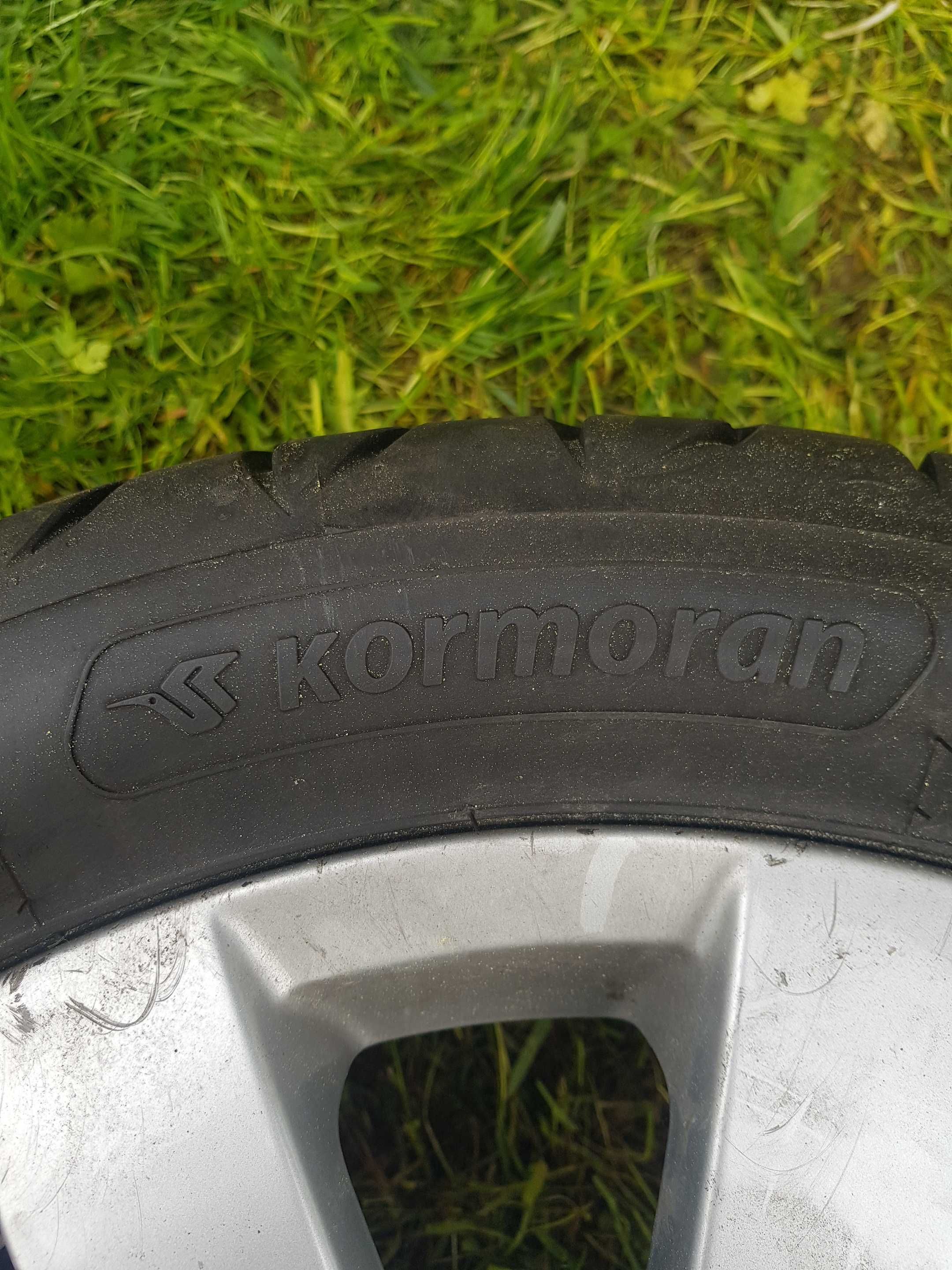 Cztery opony letnie 235/45R17 Kormoran