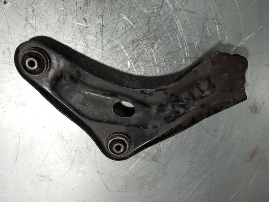 Braço de suspensão frente direito PEUGEOT 2008 I (CU_)