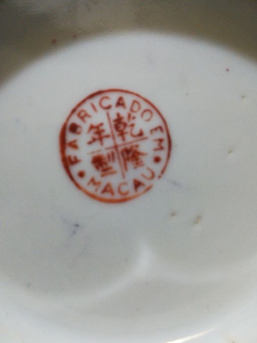 Peça Oriental decorativa