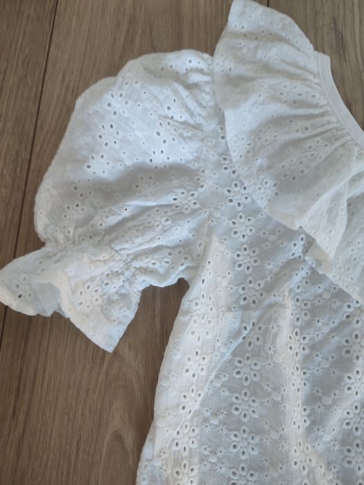 Damska ażurowa bluzeczka