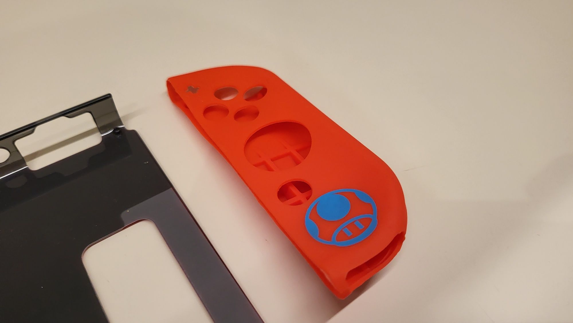 Proteções Oficiais Mario para Nintendo Switch e Joy Cons