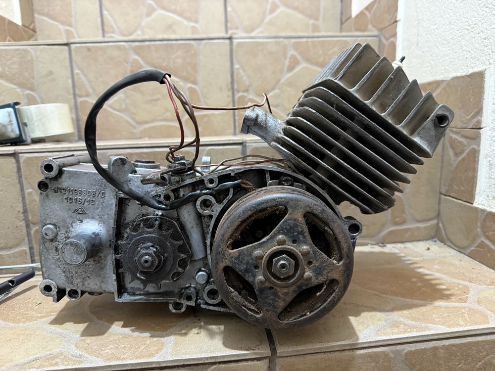 Silnik Simson S50 Schwalbe KR obraca się numery zgodne wysyłka