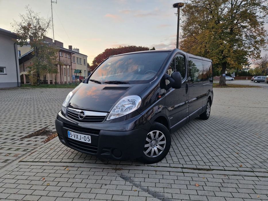 Opel Vivaro 2.0CDTI 115KM 2012r BRYGADÓWKA LONG Długi  6-osobowy