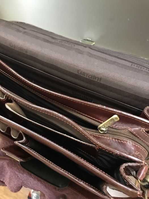 Портфель Gardini.