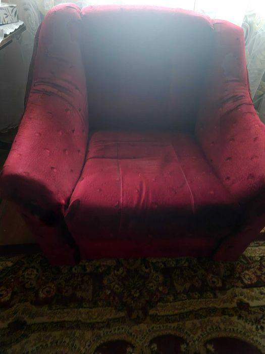 Fotele 4 sztuki bordo 100zl sztuka