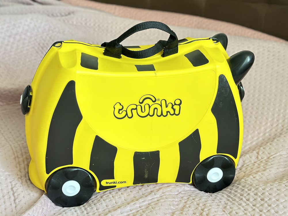 Чемодан дитячий trunki